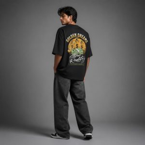 Golden Dreams Oversized T-Shirt – Black
